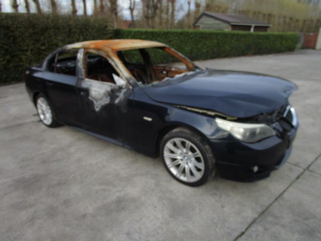 BMW - 520 - 2006